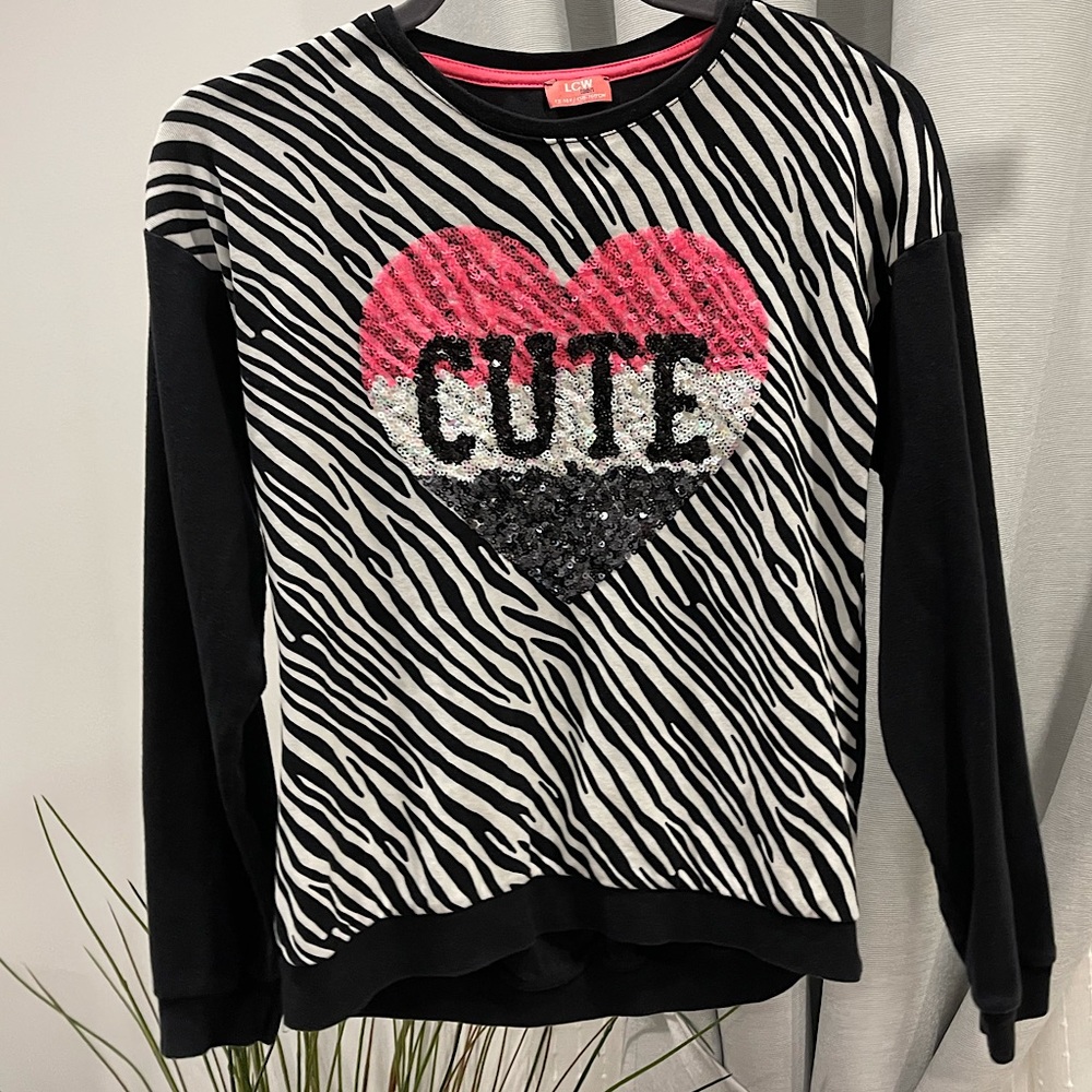 ❗️SOLD❗️Sweater Cute Girl’s Sweater Long sleeve 💕